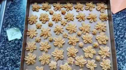 Make Bean cherry cookies step 8
