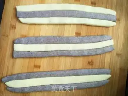 Make Chess buns step 3