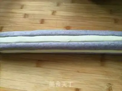 Make Chess buns step 4