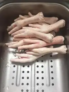 Make Red fowl claws step 0
