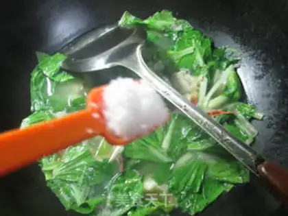 Make Crab cabbage soup step 5