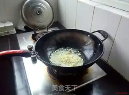 Make Garlic lobster step 2