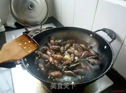 Make Garlic lobster step 3