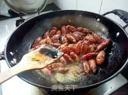 Make Garlic lobster step 4
