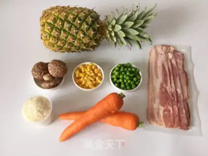 Make pineapple rice step 0