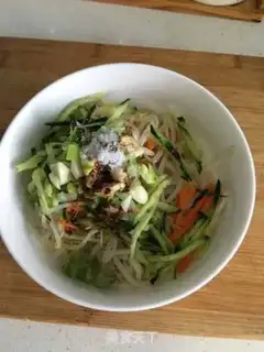 Make Onion noodles step 7