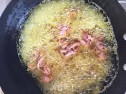 Make Garlic pretzels step 1