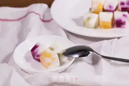 Make Yogurt and fruit ice step 7
