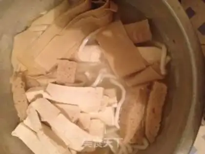 Make Crushed fish and pepperfish step 1