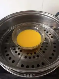 Make Fresh water and eggs step 2