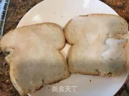 Make Cheeseburger breakfast step 1