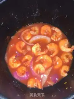 Make Two-way pizzas, sea and land step 1