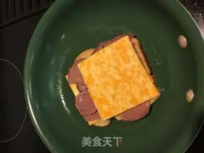 Make Cheeseburger breakfast step 6