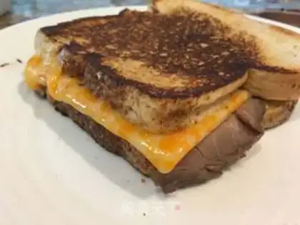 Make Cheeseburger breakfast step 9