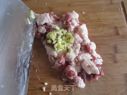 Make Red rice tofuballs step 1