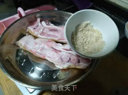 Make Salted pig hoof step 0