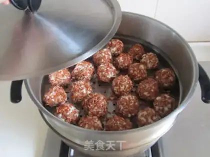 Make Red rice tofuballs step 7