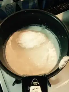 Make Qia seed rice round pudding step 1