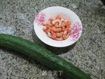 Make Shrimp and cucumber step 0