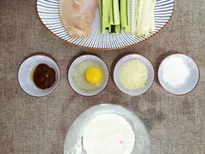 Make Old Beijing chicken roll step 0
