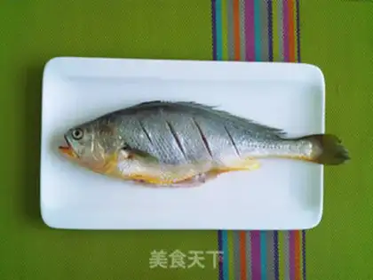 Make Scramble the yellowfish step 1