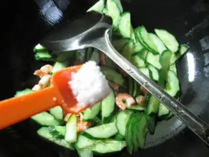 Make Shrimp and cucumber step 6