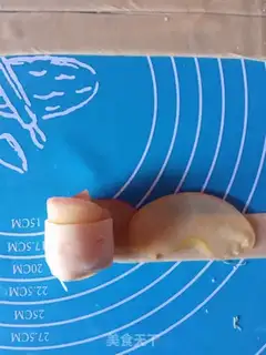 Make Rose apple rolls step 11