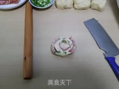 Make Onion bacon rolls step 9