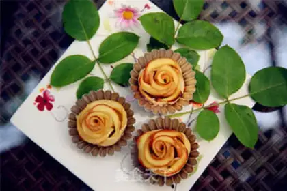 Make Rose apple rolls step 20