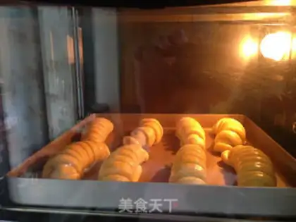 Make caterpillar bread step 13