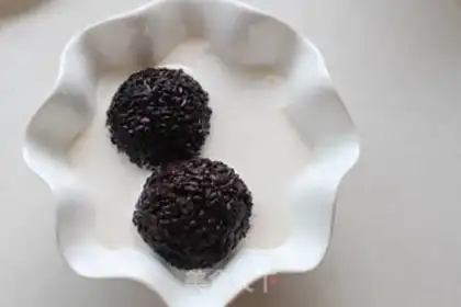 Make Mango, snow and sweet rice step 4