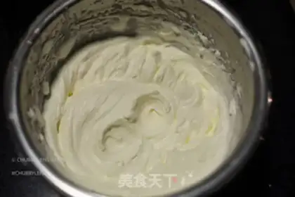 Make Thai durian mousse cake step 8