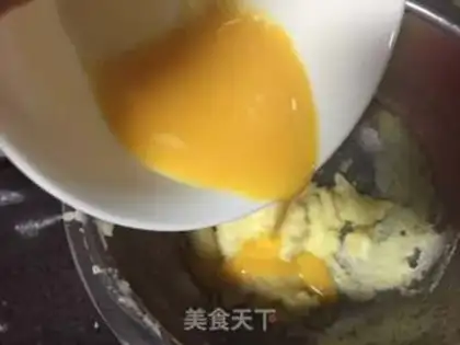 Make Coconut hands tore toast step 5