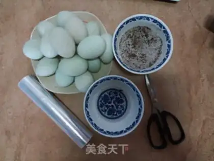 Make A duck egg step 5