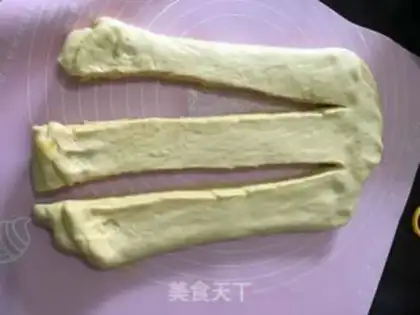 Make Coconut hands tore toast step 11