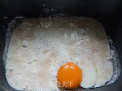 Make Let go of the meat and tear bread step 4