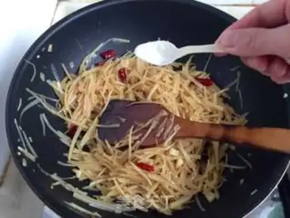Make Spicy potatoes step 8