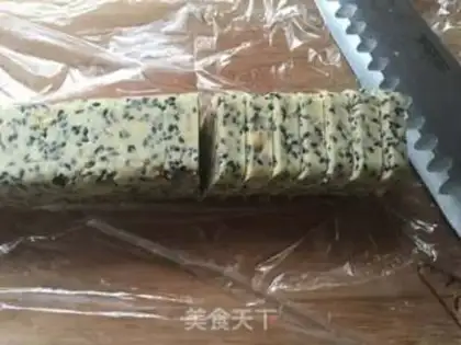 Make Black Sesame Peach Handmade Cookie step 10