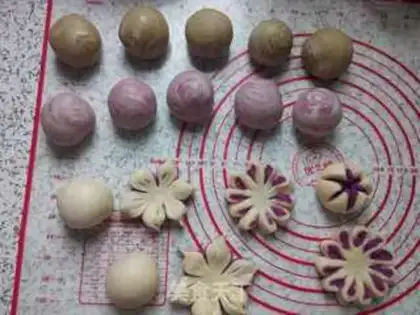Make Three-colour medium-sized soaks step 15