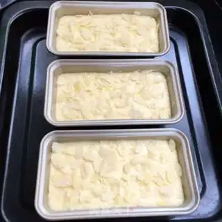 Make Old butter cake step 9