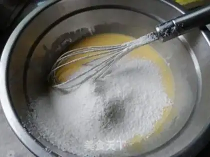 Make Cranberry cupcakes step 5