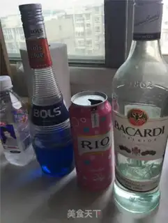Make Blue cocktails from the sea step 0