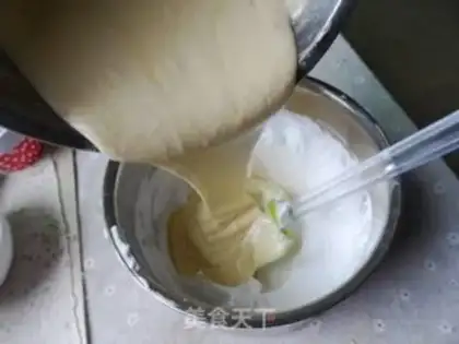 Make Cranberry cupcakes step 10