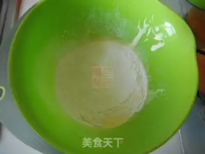 Make Little yolk cookies step 2