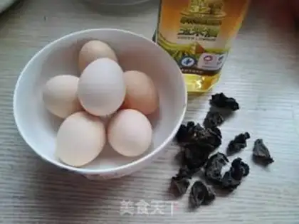 Make Blackwood fried eggs step 0
