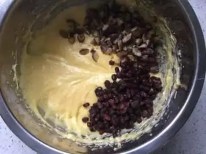 Make Chestnut red bean pound cake step 3