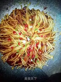 Make Spicy golden needle mushrooms step 3
