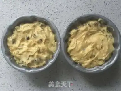 Make Chestnut red bean pound cake step 7