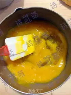 Make Six inches mango mousse step 3