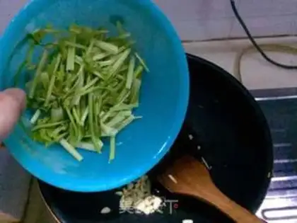 Make Celery beans with fried meat step 7